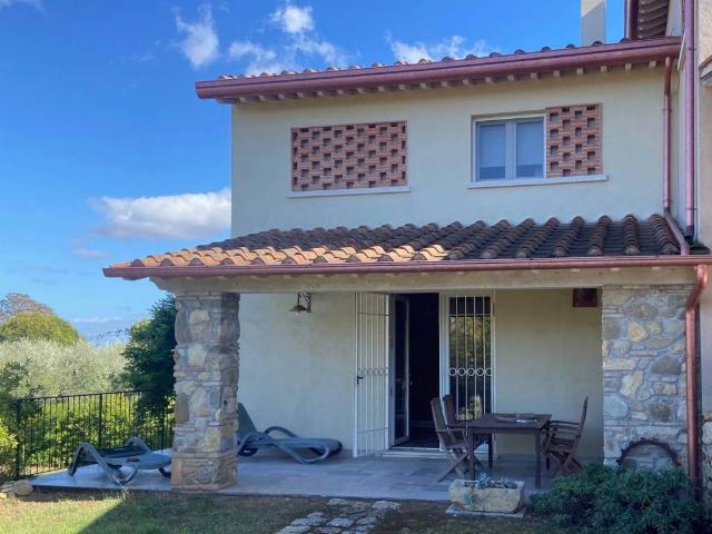 Villa Indipendente in vendita a La Pieve, Chianni