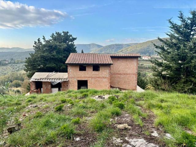 Villa Indipendente in vendita a Chianni, Toscana