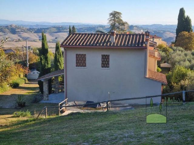 Villa Indipendente in vendita a La Pieve, Chianni