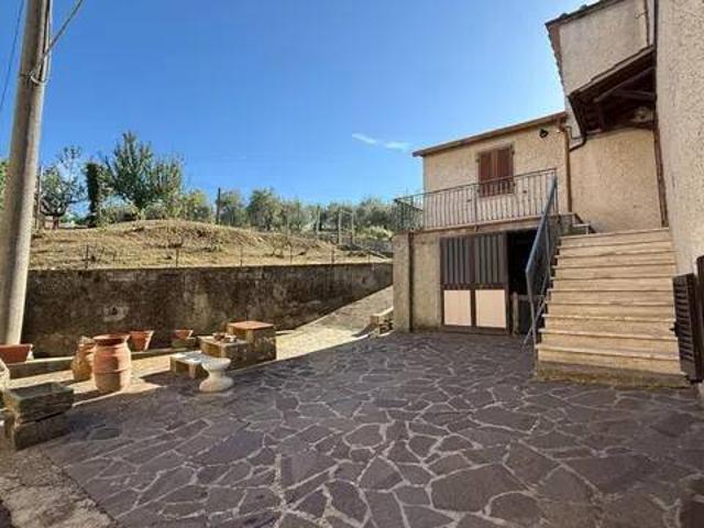 Villa Indipendente in vendita a Sassi Bianchi, Chianni