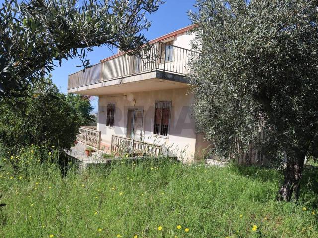 Villa Indipendente in vendita a Sperlinga, Chiaramonte Gulfi