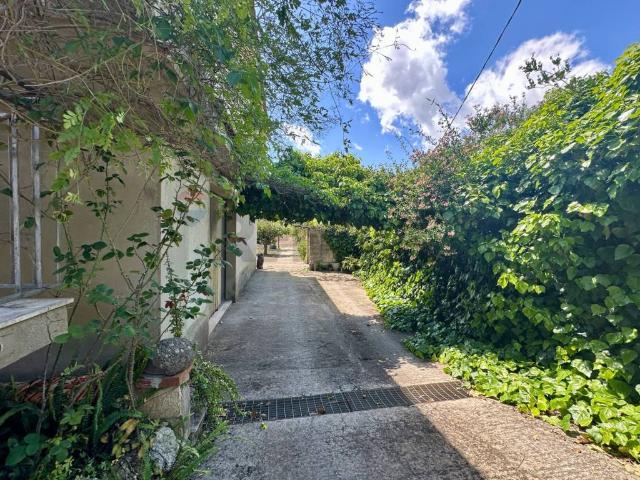 Villa Indipendente in vendita a Chiaramonte Gulfi, Sicilia