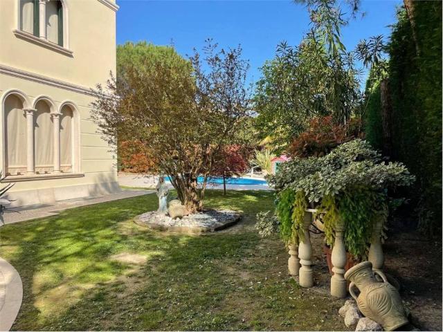Villa Indipendente in vendita a Chiarano, Veneto
