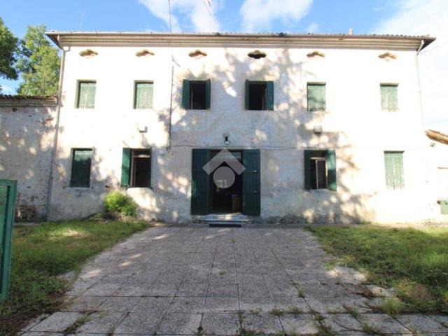 Villa Indipendente in vendita a Chiarano, Veneto