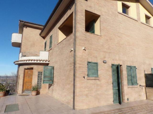 Villa Indipendente in vendita a Marche, Ancona