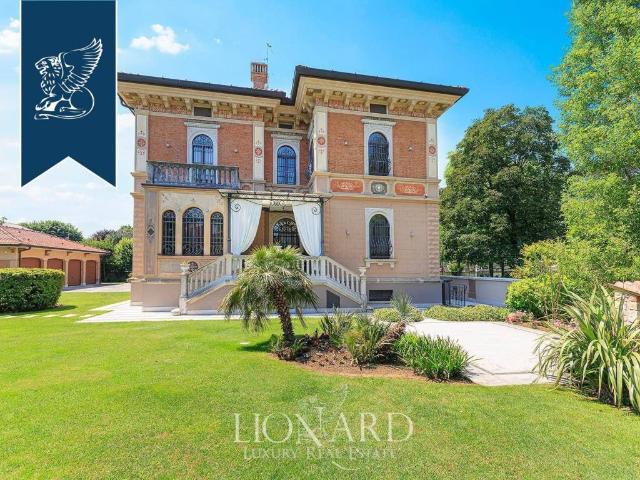 Villa Indipendente in vendita a Chiari, Lombardia