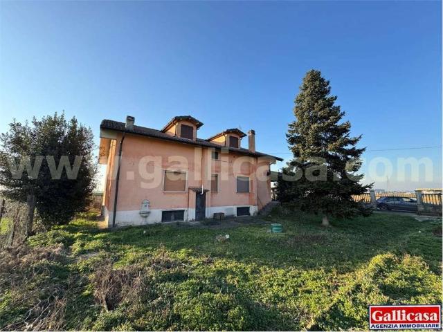 Villa Indipendente in vendita a Chiari, Lombardia