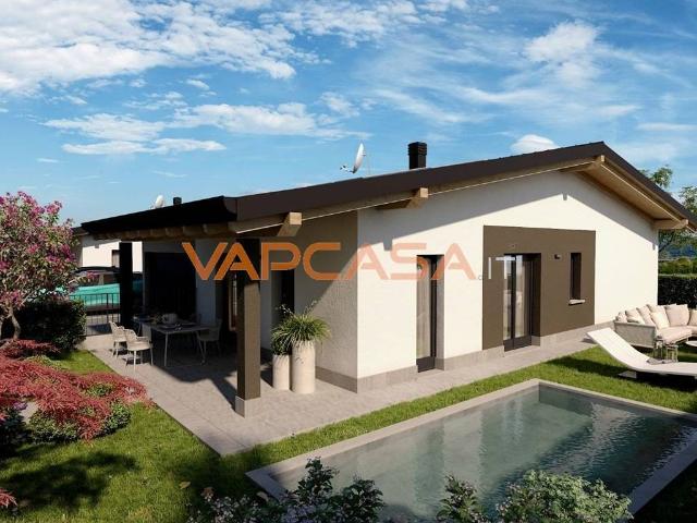Villa Indipendente in vendita a Chiari, Lombardia