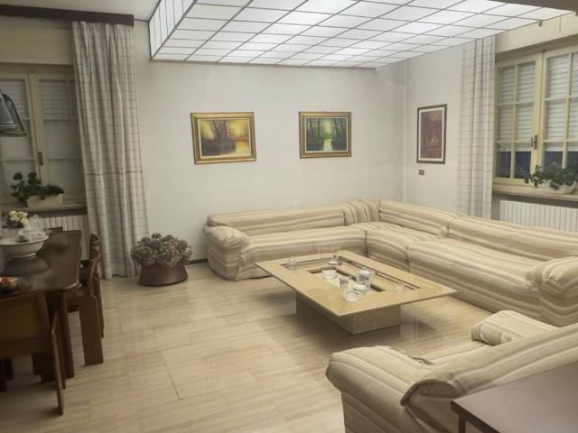 Villa Indipendente in vendita a Chiari, Lombardia