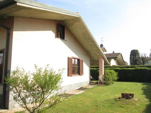 Villa Indipendente in vendita a Chiari, Brescia