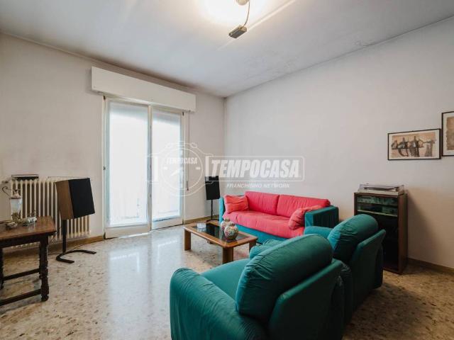 Villa Indipendente in vendita a Chiari, Brescia