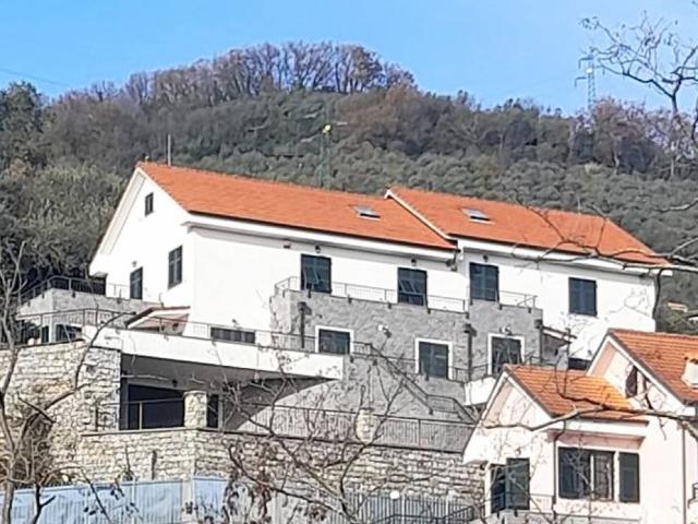 Villa Indipendente in vendita a Chiavari, Liguria