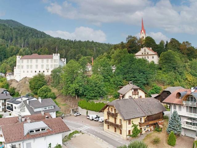 Villa Indipendente in vendita a Chienes - Kiens, Trentino-Alto Adige/Südtirol