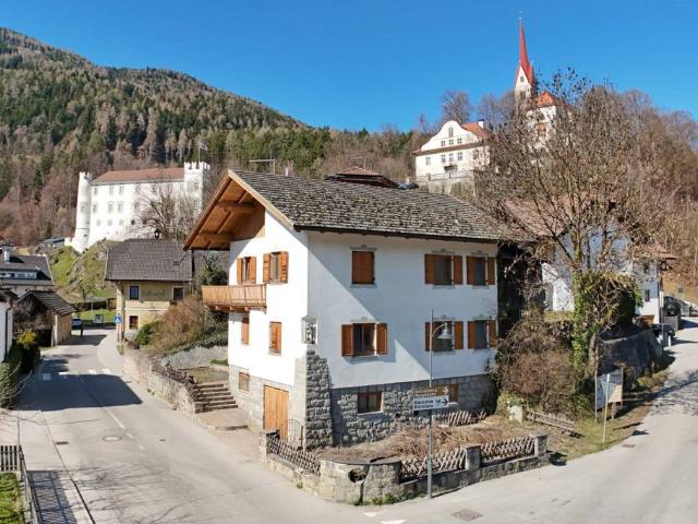 Villa Indipendente in vendita a Chienes - Kiens, Trentino-Alto Adige/Südtirol