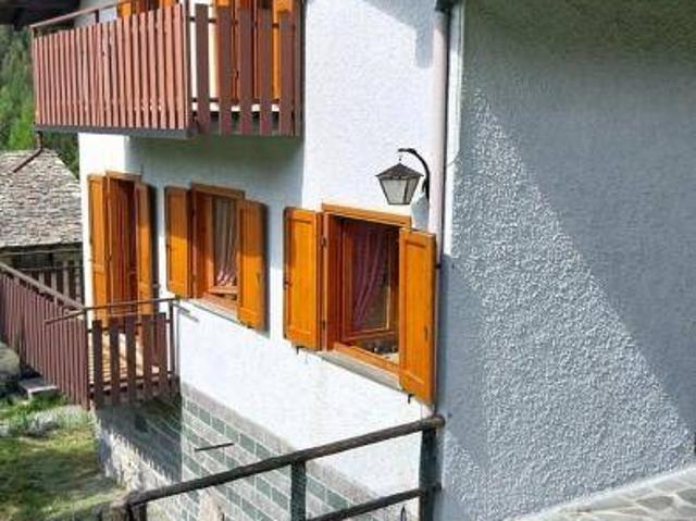 Villa Indipendente in vendita a Sabbionaccio, Chiesa In Valmalenco