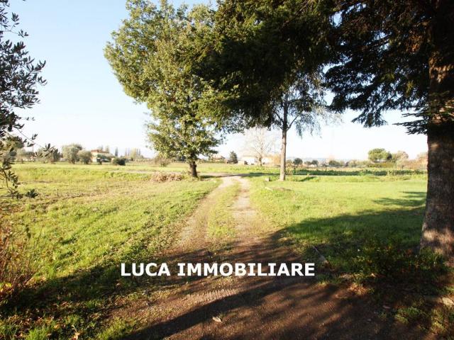 Villa Indipendente in vendita a Chiesina Uzzanese, Toscana