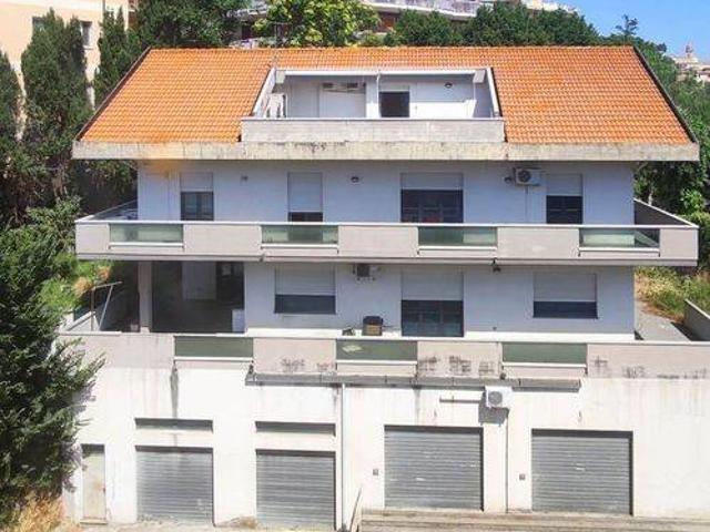 Villa Indipendente in vendita a Santa Barbara, Chieti
