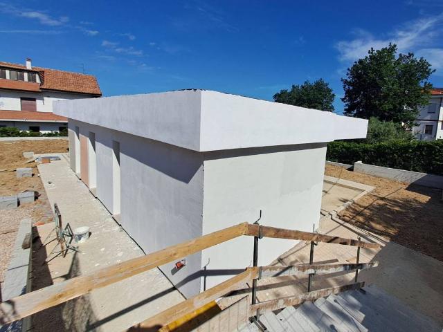 Villa Indipendente in vendita a Chieti Scalo, Chieti