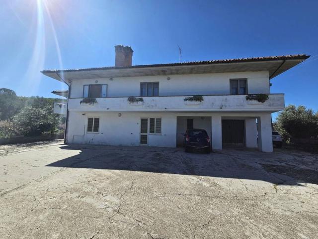 Villa Indipendente in vendita a Chieti, Abruzzo