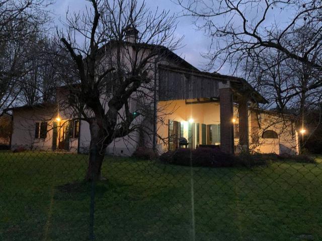 Villa Indipendente in vendita a Chieve, Lombardia