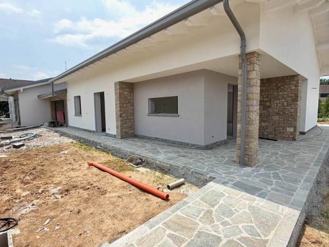 Villa Indipendente in vendita a Chignolo D'isola, Lombardia