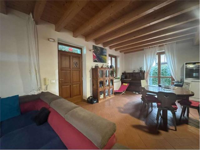 Villa Indipendente in vendita a Chignolo D'isola, Lombardia