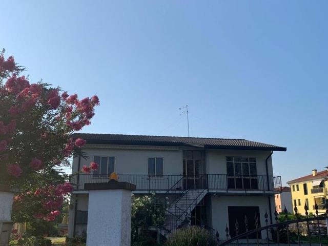 Villa Indipendente in vendita a Chioggia, Veneto