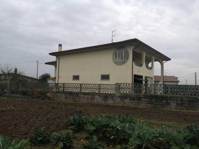 Villa Indipendente in vendita a Casa Costa, Chioggia