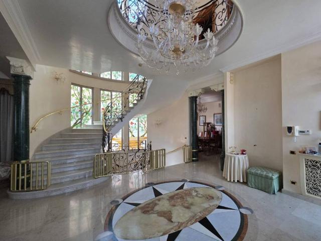Villa Indipendente in vendita a Chioggia, Veneto