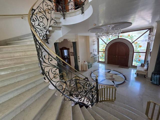 Villa Indipendente in vendita a Chioggia, Veneto