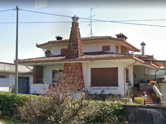 Villa Indipendente in vendita a Chions, Friuli-Venezia Giulia