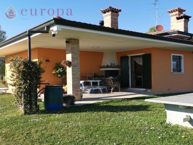 Villa Indipendente in vendita a Chions, Friuli-Venezia Giulia
