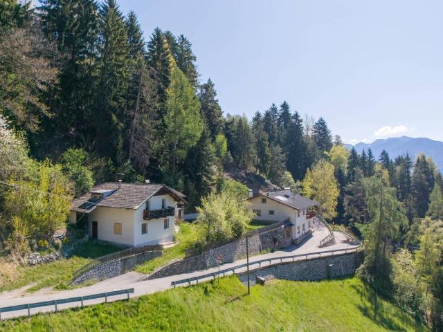 Villa Indipendente in vendita a Eisacktal - Valle Isarco, Chiusa