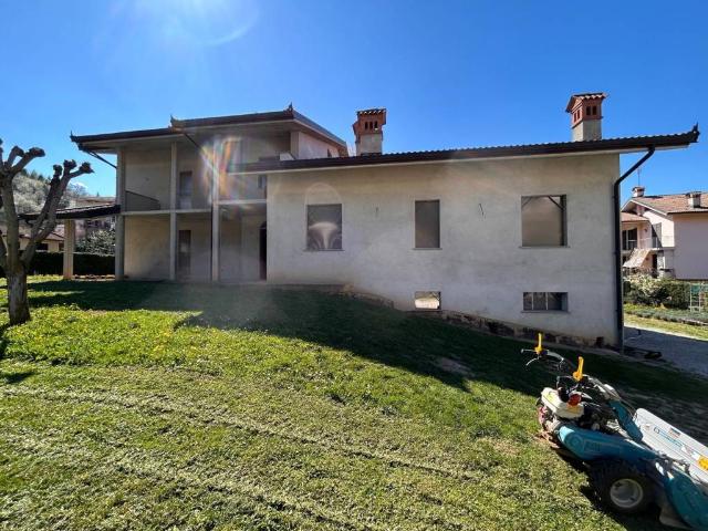 Villa Indipendente in vendita a Piemonte, Cuneo