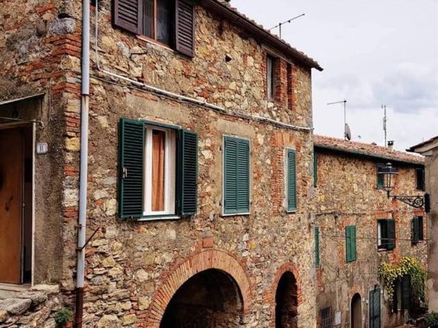 Villa Indipendente in vendita a Chiusdino, Toscana