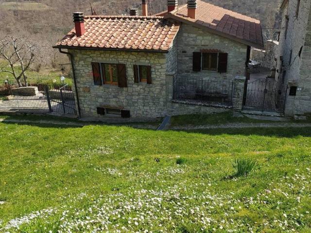 Villa Indipendente in vendita a Chiusi Della Verna, Toscana