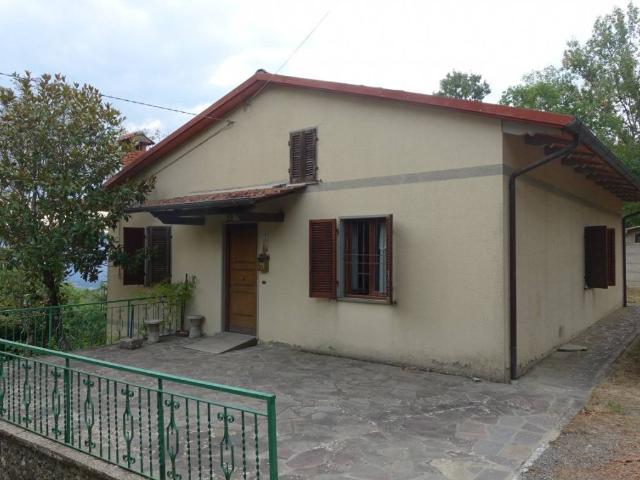 Villa Indipendente in vendita a Dama, Chiusi Della Verna