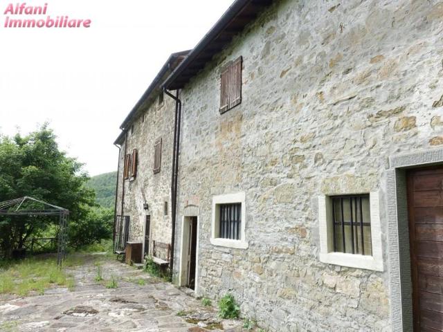 Villa Indipendente in vendita a Chiusi Della Verna, Toscana