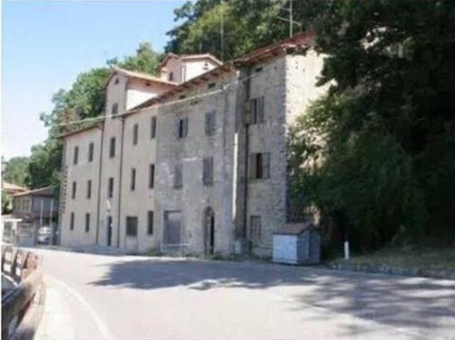 Villa Indipendente in vendita a Chiusi Della Verna, Toscana