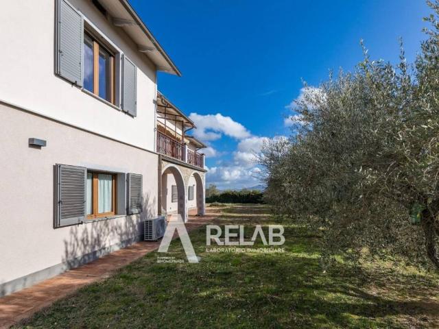 Villa Indipendente in vendita a La Collina, Chiusi