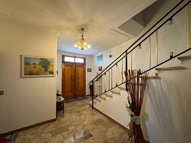 Villa Indipendente in vendita a Macciano, Chiusi Città