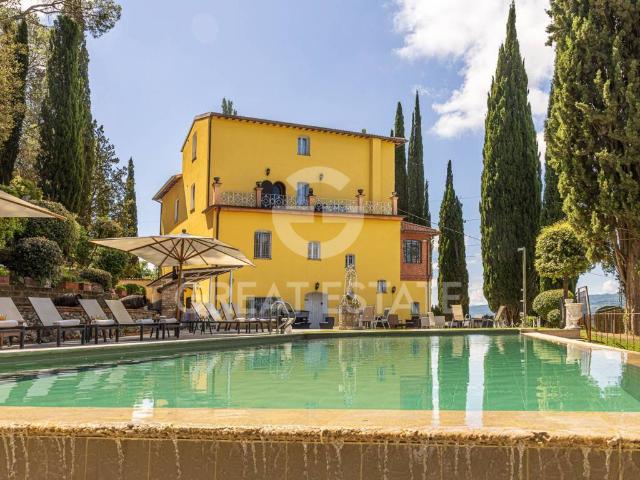 Villa Indipendente in vendita a Chiusi Città, Toscana