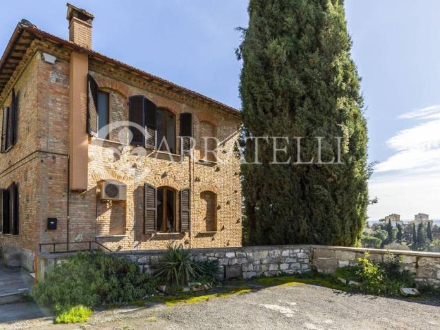 Appartamento in vendita a Chiusi Città, Toscana