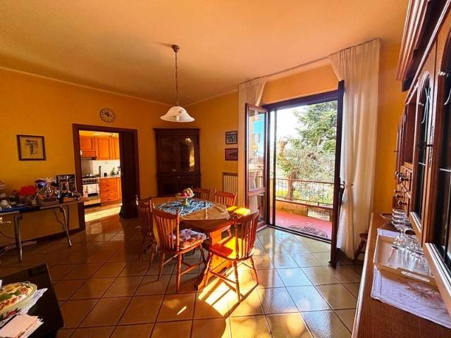 Villa Indipendente in vendita a Chiusi Città, Toscana