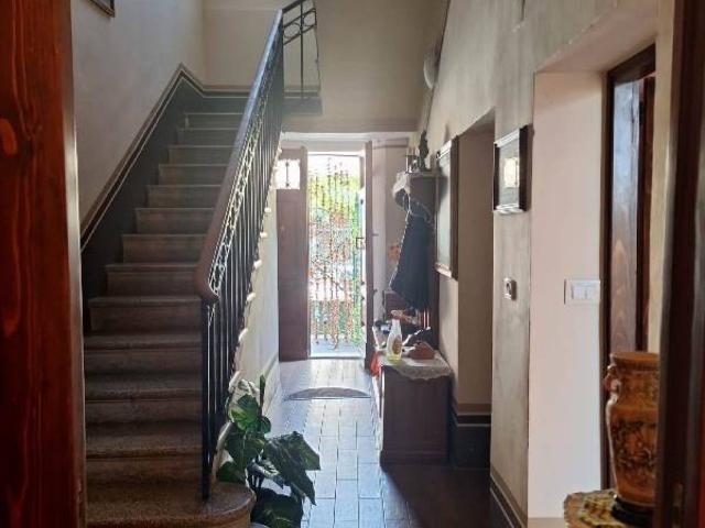 Villa Indipendente in vendita a Chiusi Città, Toscana