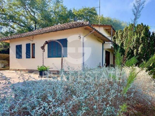 Villa Indipendente in vendita a Chiusi Città, Toscana