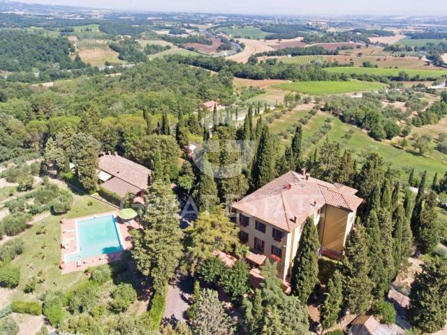 Villa Indipendente in vendita a Chiusi Città, Toscana