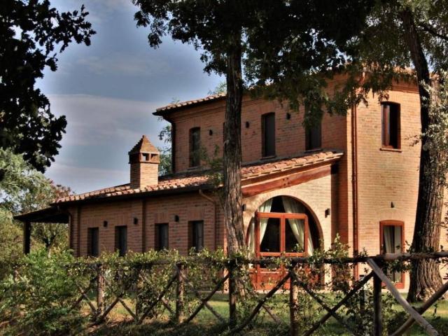 Villa Indipendente in vendita a Chiusi Scalo, Chiusi Città