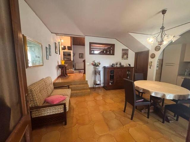 Villa Indipendente in vendita a La Collina, Chiusi Città