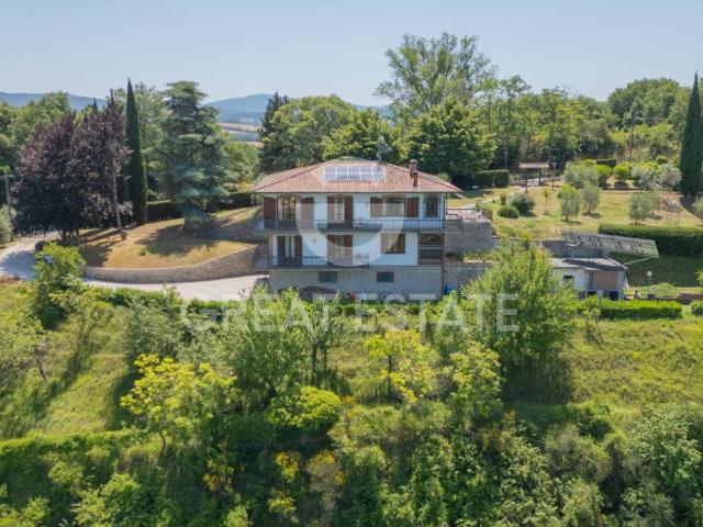 Villa Indipendente in vendita a Fonte Regina, Chiusi Città